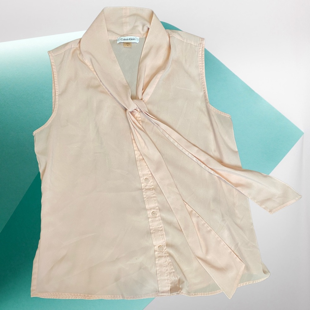 Calvin Klein dress top. Beautiful light peach color. Size PL